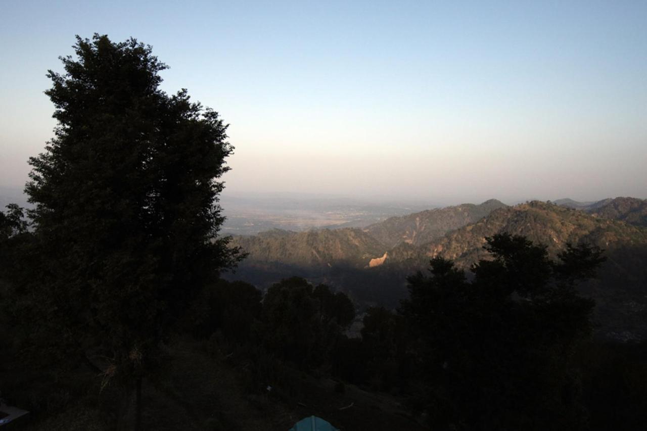 فندق ماكليود غانجفي  Harmony Blue Mcleodganj المظهر الخارجي الصورة