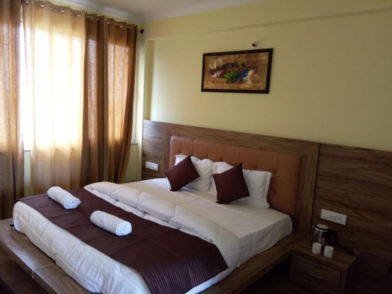 فندق ماكليود غانجفي  Harmony Blue Mcleodganj المظهر الخارجي الصورة